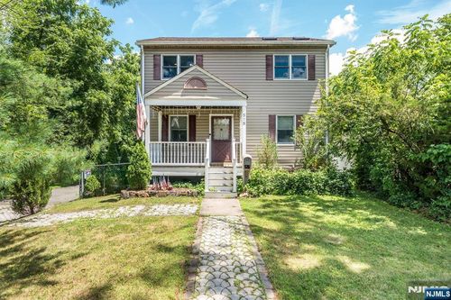 518 Eagle Rock Avenue, Roseland, NJ, 07068 | Card Image