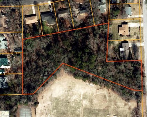 201 Ragsdale Rd, Jamestown, NC, 27282-9767 | Card Image