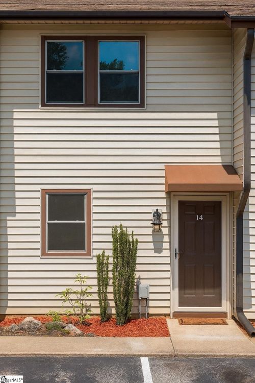 apt-34-100 Buttercup Way, Taylors, SC, 29687-2577 | Card Image