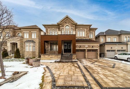 lower-111 Ironside Dr, Woodbridge, ON, L4H4C4 | Card Image