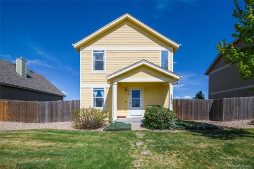 2830 Renshaw St, Strasburg, CO, 80136-7417 | Card Image