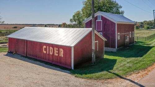 2S227 Green Rd, Elburn, IL, 60119-9687 | Card Image