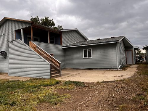 713 and 711 N Oneil Avenue, Glendive, MT, 59330 | Card Image