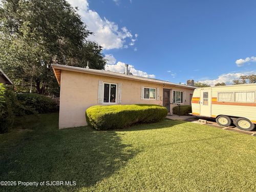 402 E Boyd Dr, Farmington, NM, 87401-6319 | Card Image