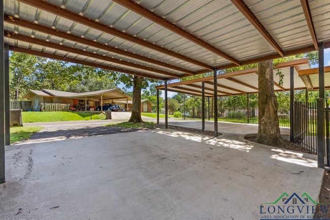 263 Crestwood Loop, House other with 2 bedrooms, 1 bathrooms and null parking in Avinger TX | Image 39
