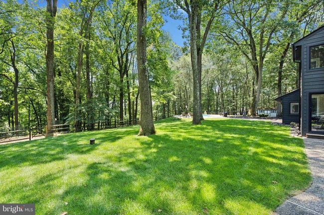 5653 Private Rd, House other with 3 bedrooms, 3 bathrooms and null parking in DOYLESTOWN PA | Image 33