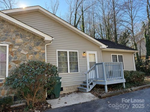 331 E I St, Newton, NC, 28658-3557 | Card Image