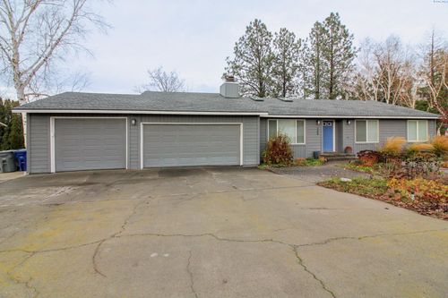 208 Wallace St, Richland, WA, 99354-2036 | Card Image