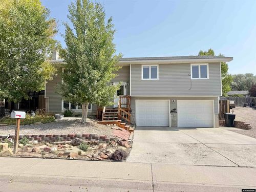 1330 Coulson Ave, Kemmerer, WY, 83101-3949 | Card Image