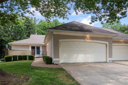 10317 Garnett St, Overland Park, KS, 66214-2656 | Card Image