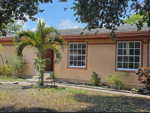 2013 Se Dock Street, West Palm Beach, FL, 33401 | Card Image