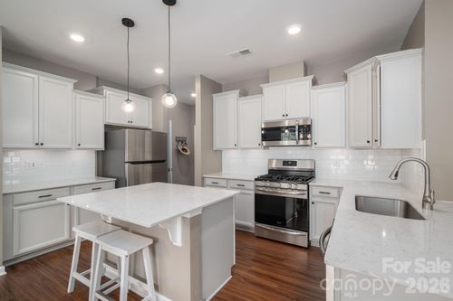 2643 Swamp Chestnut Oak Ln, Gastonia, NC, 28056-0042 | Card Image