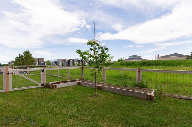 Back Yard | Image 39