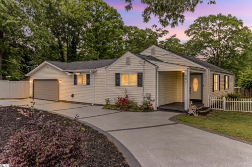 201 S Pliney Cir, Simpsonville, SC, 29681-2332 | Card Image