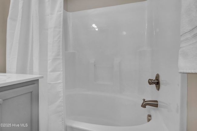 304 Big Tree Ln, House other with 3 bedrooms, 2 bathrooms and 1 parking in Chinquapin NC | Image 21