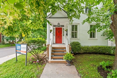 135 Stanley Ave, Ottawa, ON, K1M1N8 | Card Image