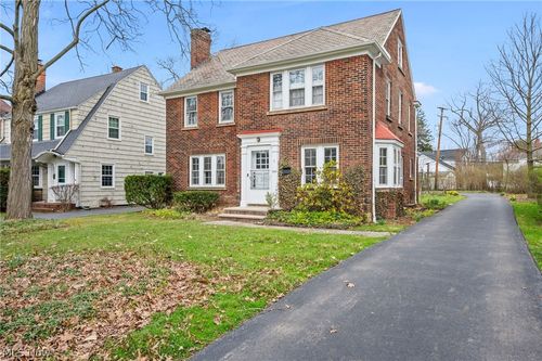 3281 Braemar Rd, Shaker Heights, OH, 44120-3329 | Card Image