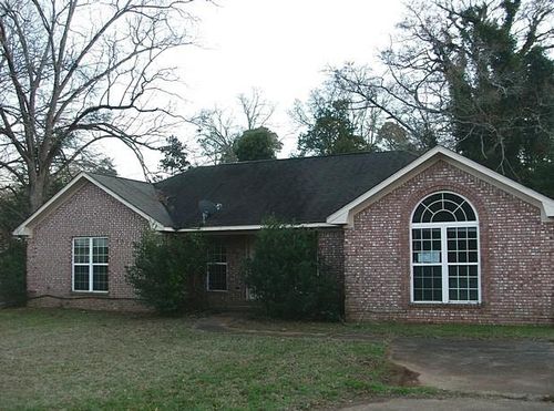 209 Miller Ave, Buena Vista, GA, 31803-1719 | Card Image