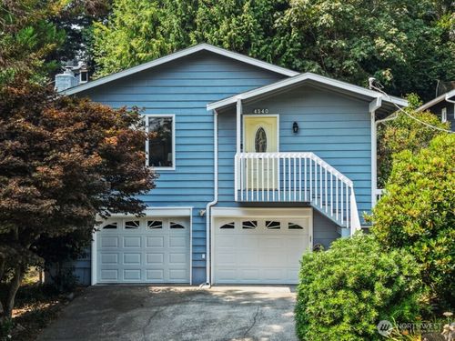 4540 51st Ave Sw, Seattle, WA, 98116-4031 | Card Image