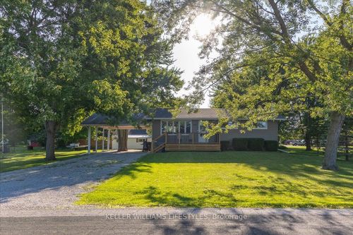2611 Gypsie Flats Rd, Oil Springs, ON, N0N1P0 | Card Image