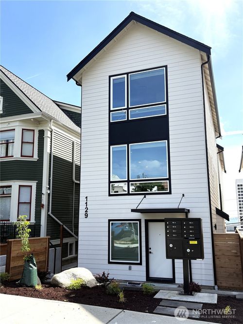 a-d-1129 Fawcett Ave, Tacoma, WA, 98402-2030 | Card Image