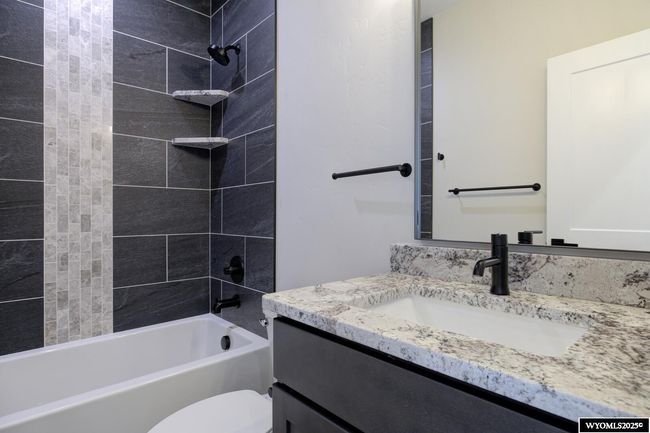 4501 Shale Cir, House other with 3 bedrooms, 2 bathrooms and null parking in Mills WY | Image 19