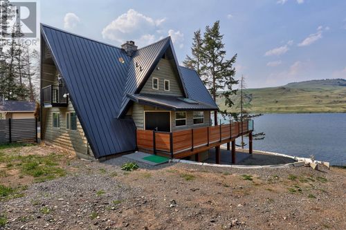 9027 Planet Mine Rd, Stump Lake, BC, V0E2A0 | Card Image