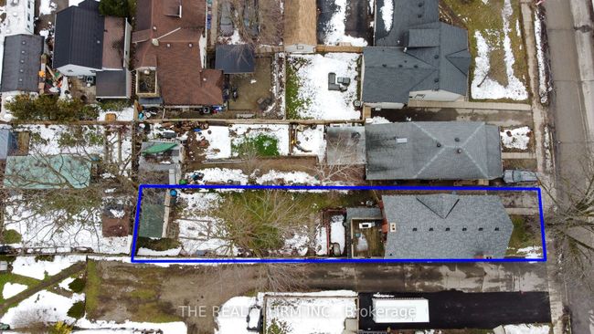 666 Lorne Ave, Home with 5 bedrooms, 3 bathrooms and 1 parking in London ON | Image 40