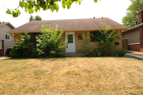 608 Thornwood Ave, Burlington, ON, L7N3B8 | Card Image