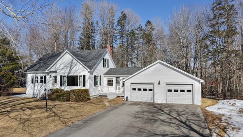 24 Washington Street, Milbridge, ME, 04658 | Card Image