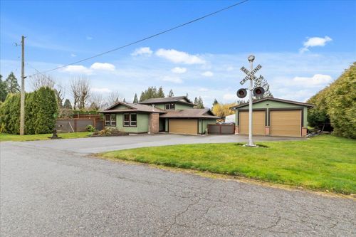 4537 Mcfaul Rd, Chilliwack, BC, V2R4N2 | Card Image