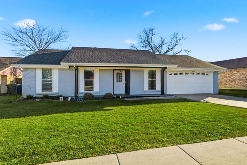 2828 Elk Grove Rd, Carrollton, TX, 75007-5409 | Card Image