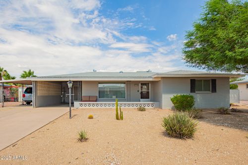 5252 E Des Moines St, Mesa, AZ, 85205-6524 | Card Image