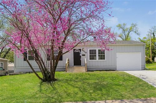 9310 Lewis Ave, Kansas City, MO, 64138-4632 | Card Image