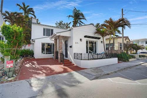 314 Oregon St, Hollywood, FL, 33019-2060 | Card Image