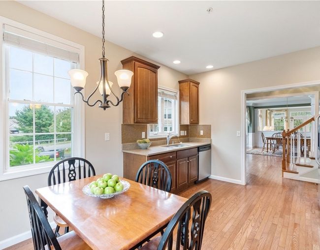 82 - 82 Buttercup Ln, Condo with 2 bedrooms, 3 bathrooms and 2 parking in South Grafton MA | Image 8