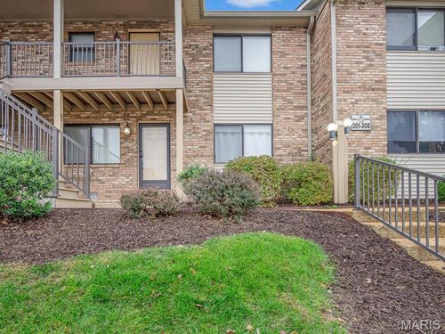 302 Eagle Rdg, O Fallon, IL, 62269-1930 | Card Image