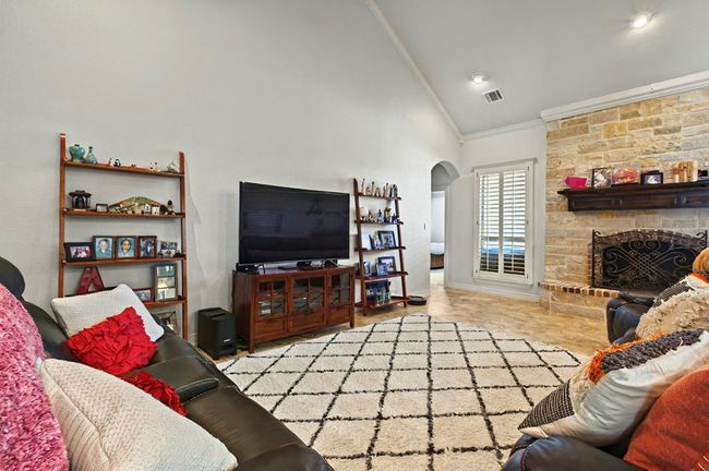 6711 Mosswood Dr, House other with 5 bedrooms, 3 bathrooms and 3 parking in Midland TX | Image 9