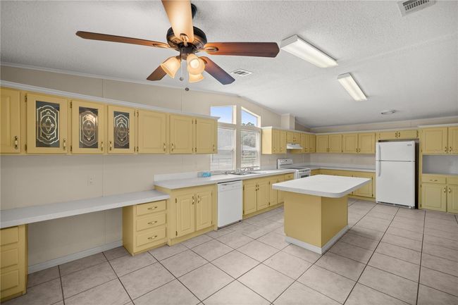 8587 Sw 34 Th Pl, House other with 5 bedrooms, 3 bathrooms and null parking in Ocala FL | Image 14