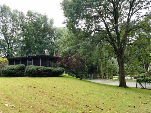 6 Summer Hill Rd, Westport, CT, 06880-5418 | Card Image