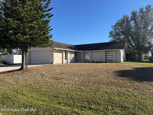 934 Lynbrook St Nw, Palm Bay, FL, 32907-7938 | Card Image