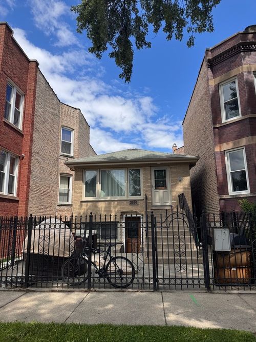 3556 W Dickens Ave, Chicago, IL, 60647-3617 | Card Image