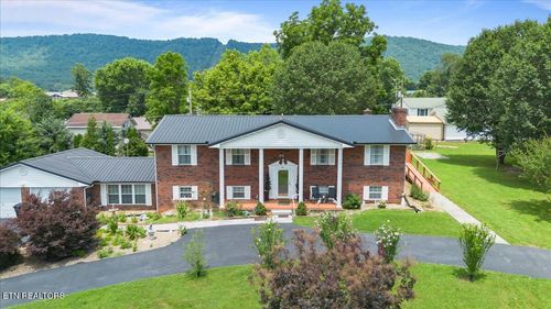 116 Oak St, Jacksboro, TN, 37757-2230 | Card Image