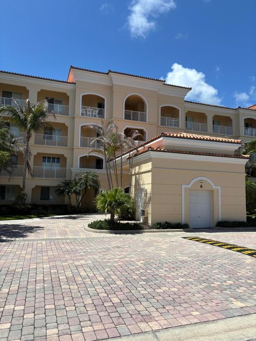 205-6 Harbour Isle Dr E, Fort Pierce, FL, 34949-2758 | Card Image