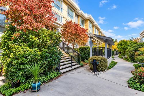 64-728 W 14th St, North Vancouver, BC, V7M0A8 | Card Image