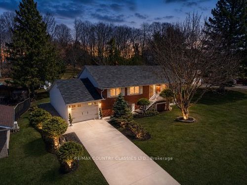 152 Bridge Street W, Bancroft, ON, K0L1C0 | Card Image