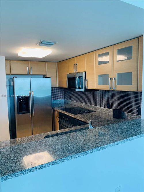 apt-2611-2101 Brickell Ave, Miami, FL, 33129-2125 | Card Image