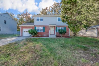 49 Crutchfield Drive, House other with 5 bedrooms, 2 bathrooms and null parking in Newport News VA | Image 1