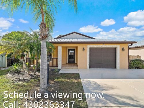5 S Granada Ln, Port St. Lucie, FL, 34952-8540 | Card Image