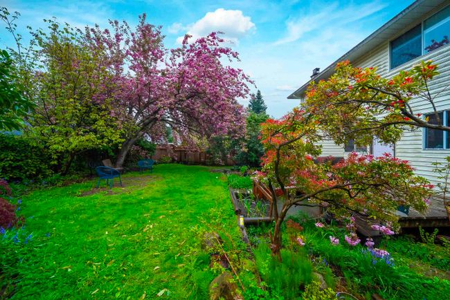 3838 Brockton Crescent, House other with 3 bedrooms, 2 bathrooms and 6 parking in North Vancouver BC | Image 5